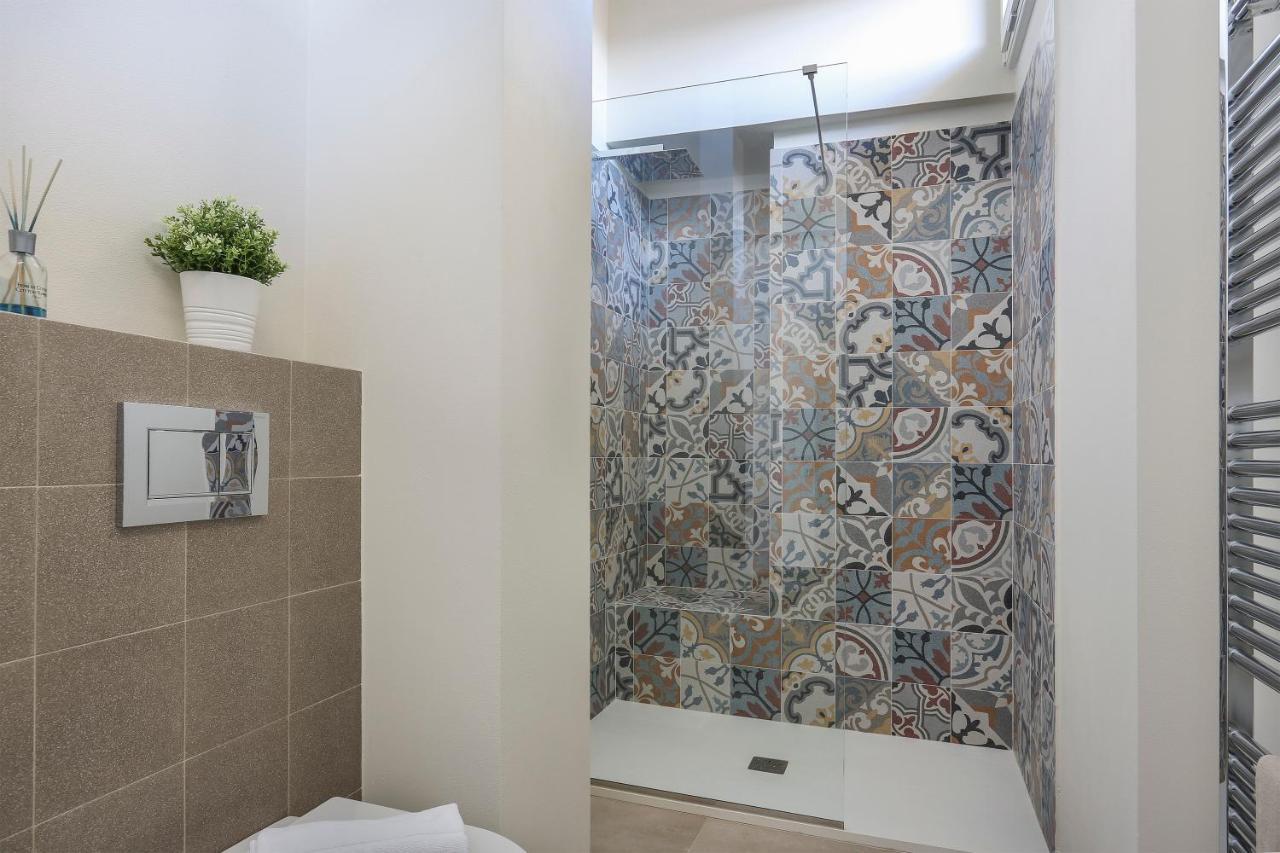 Penthouse With Big Terrace In Oltrarno Appartement Florence Buitenkant foto