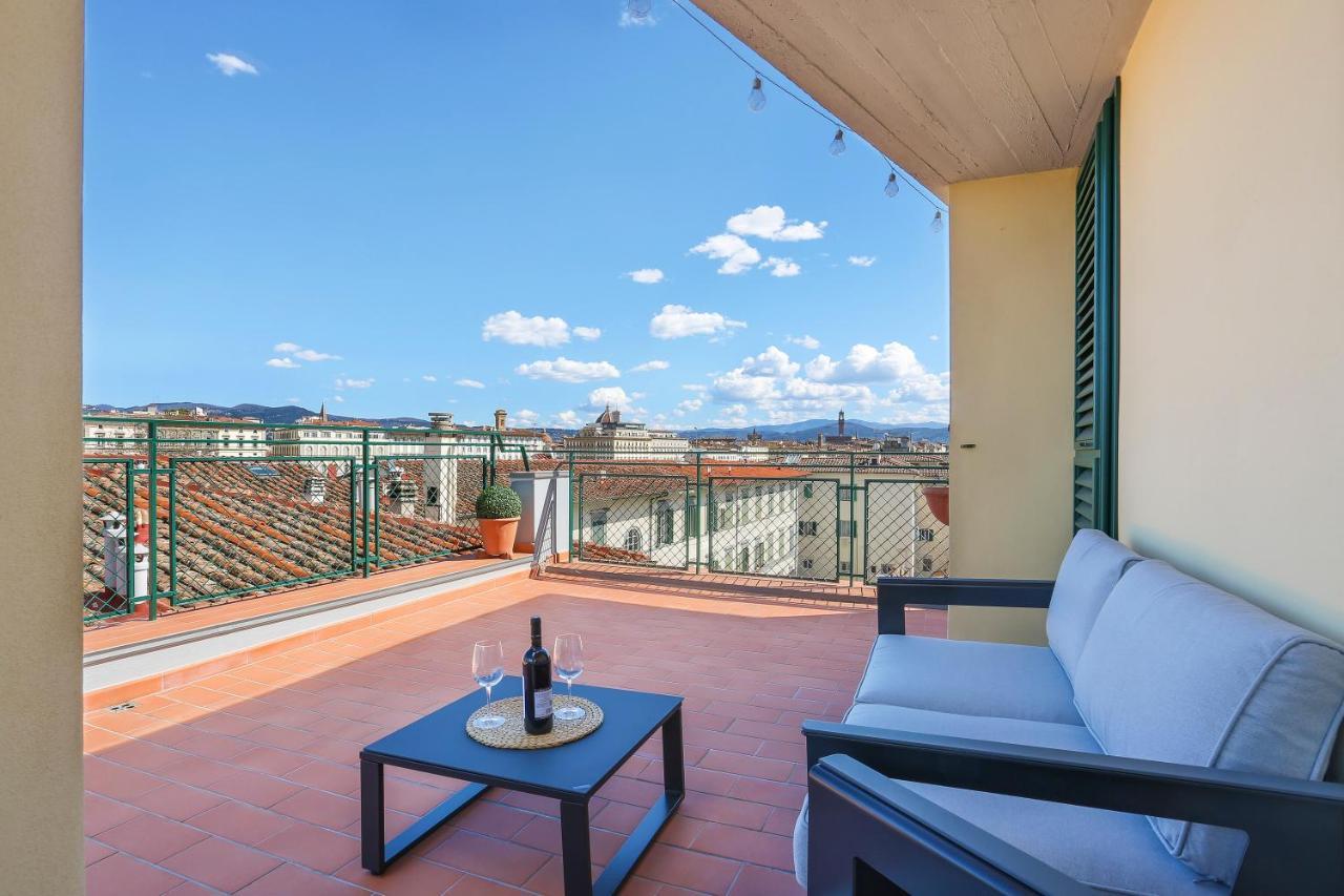 Penthouse With Big Terrace In Oltrarno Appartement Florence Buitenkant foto