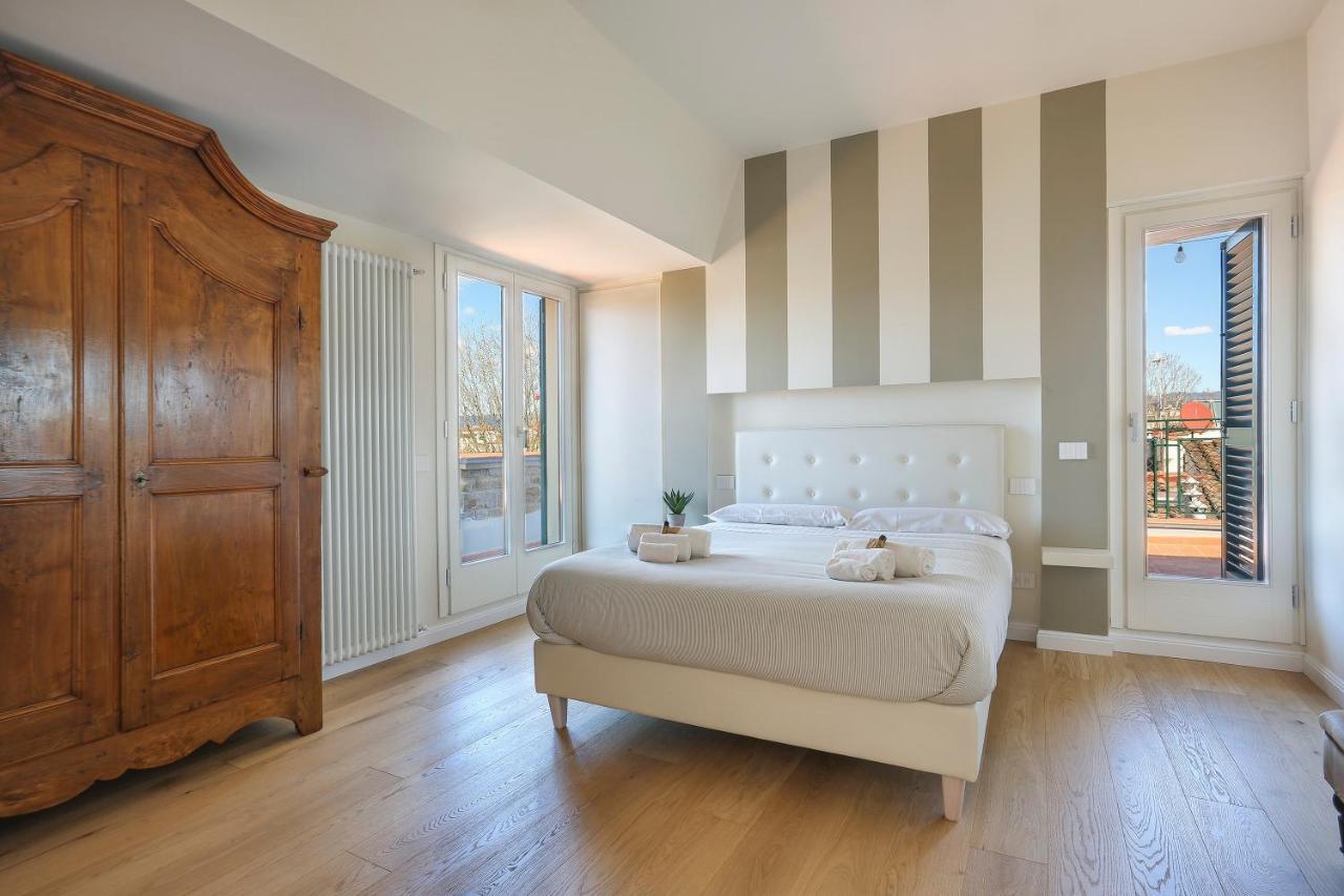 Penthouse With Big Terrace In Oltrarno Appartement Florence Buitenkant foto