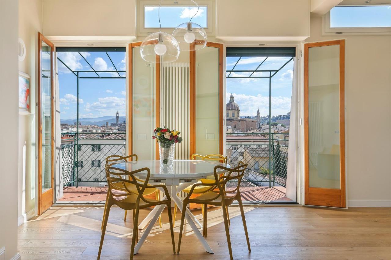 Penthouse With Big Terrace In Oltrarno Appartement Florence Buitenkant foto