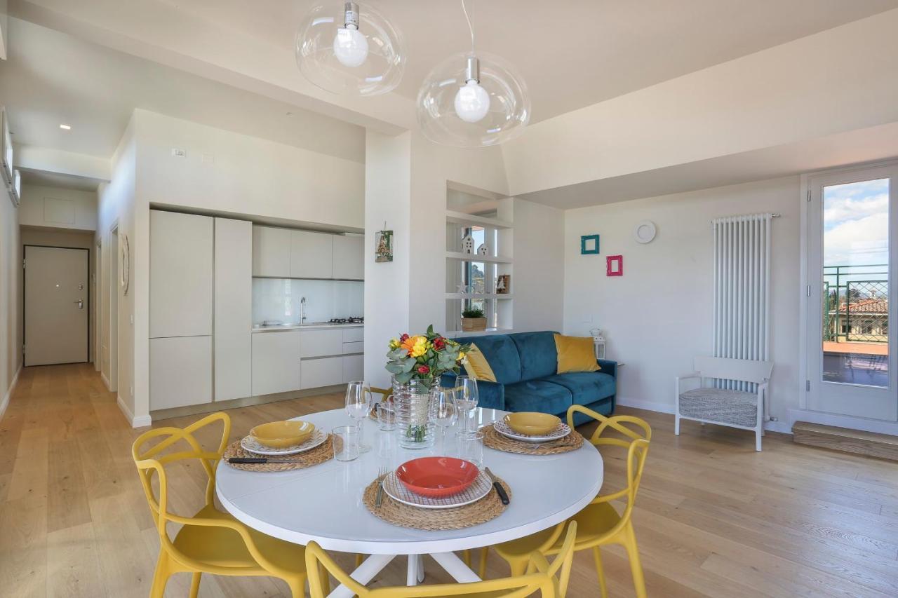 Penthouse With Big Terrace In Oltrarno Appartement Florence Buitenkant foto